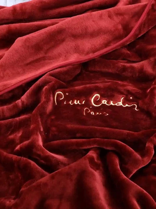 Pierre Cardin Nancy Blankets