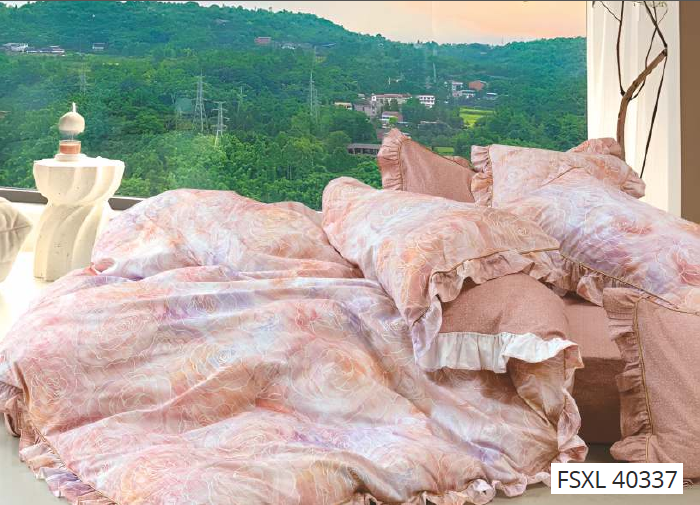 Four Seasons XL Double Duvet Cover