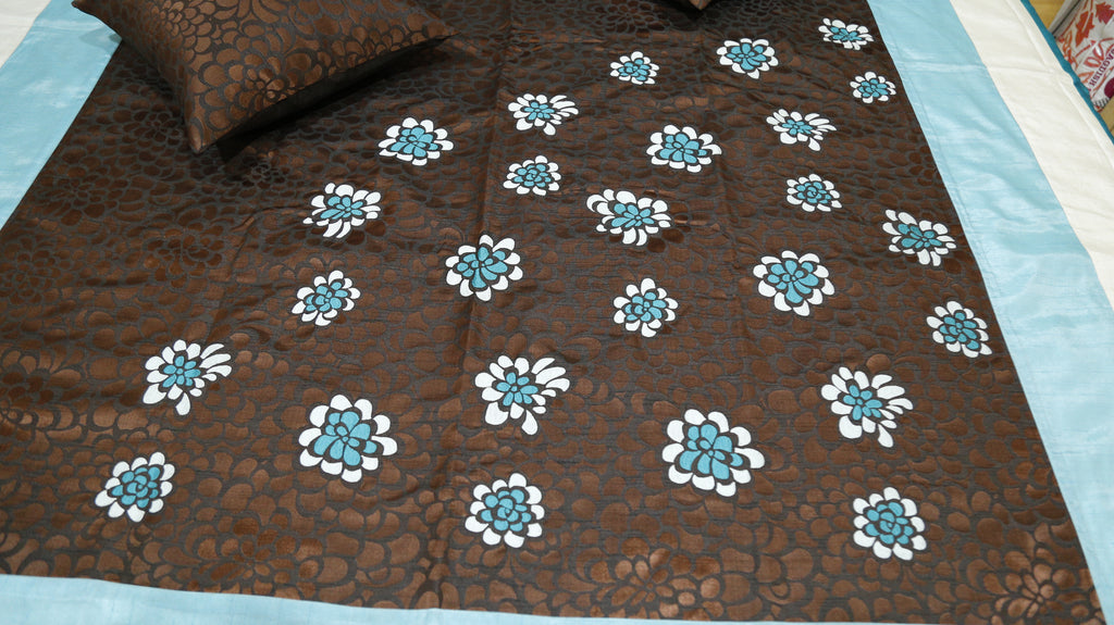 Pixel Flower Double Bedcover with Pillow Covers and Cushion Covers