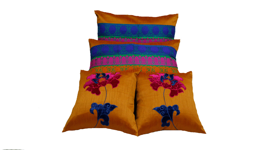 Shaneel Flower Patch Double Bedcover with Pillow Covers and Cushion Covers