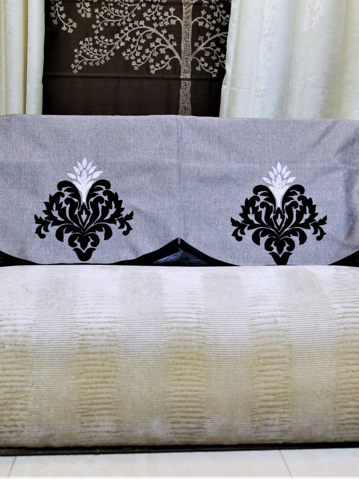 Black Polyester Sofa Back 23x25 inch front view