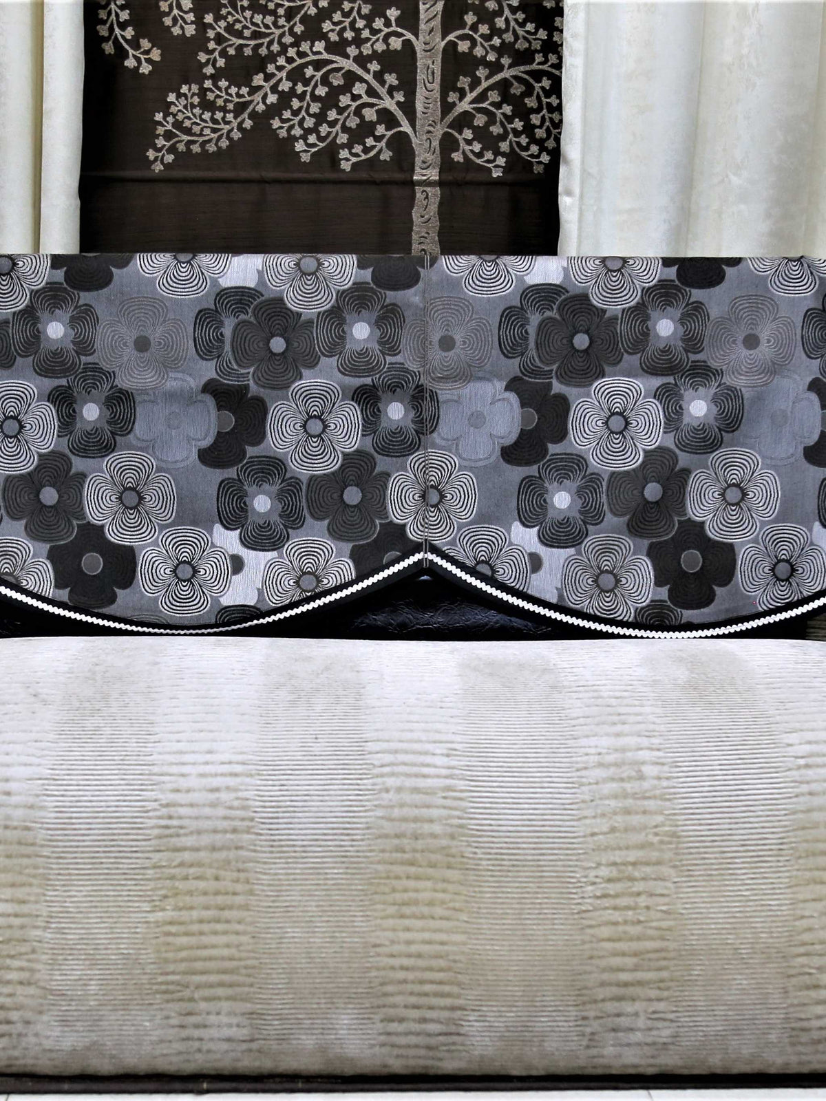Black Printed Polyester Sofa Back 23x25 inch front view