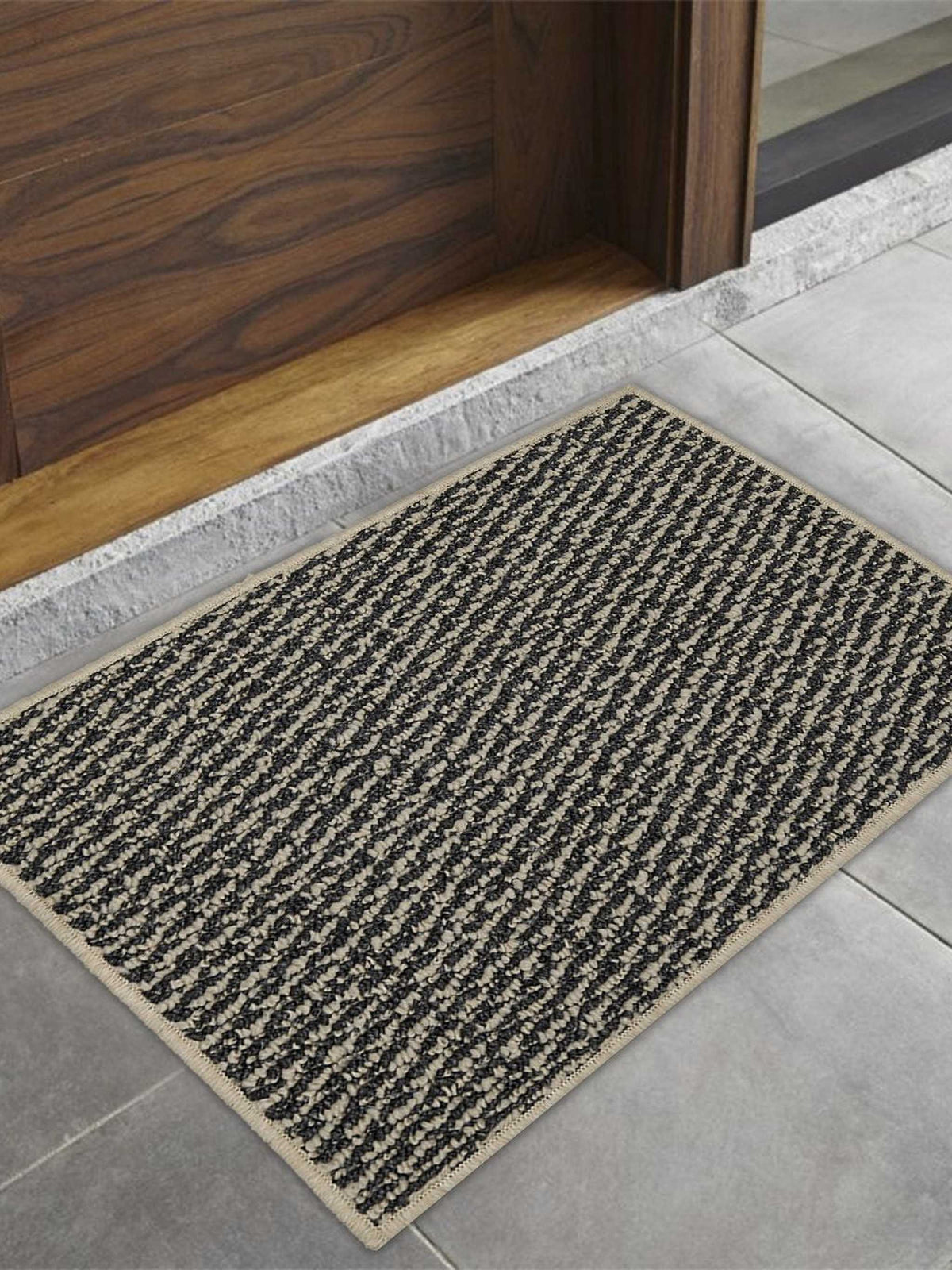 Grey Outdoor Mat front view