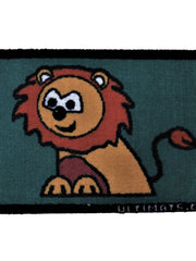 Dark green kids play mat with a seated cartoon lion with a russet mane, black bound edge, 40x60 cm