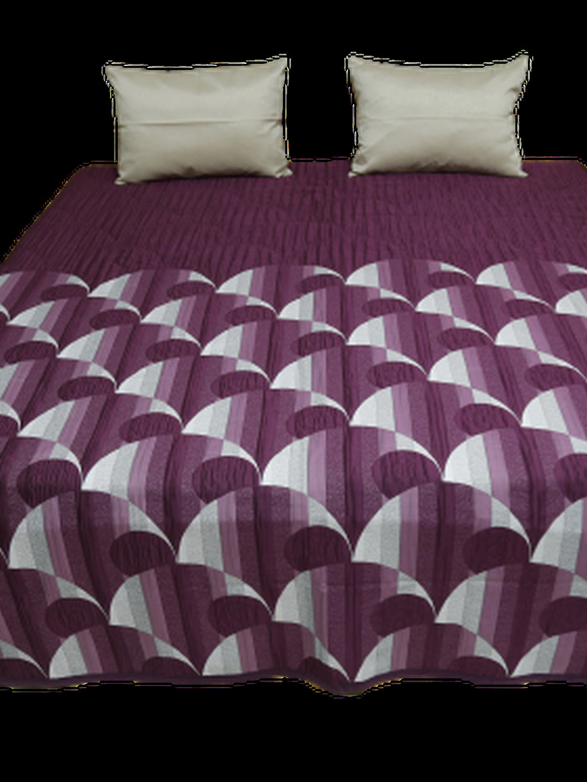 Purple and white fan-scallop reversible bedcover with plain pillows, Lupe