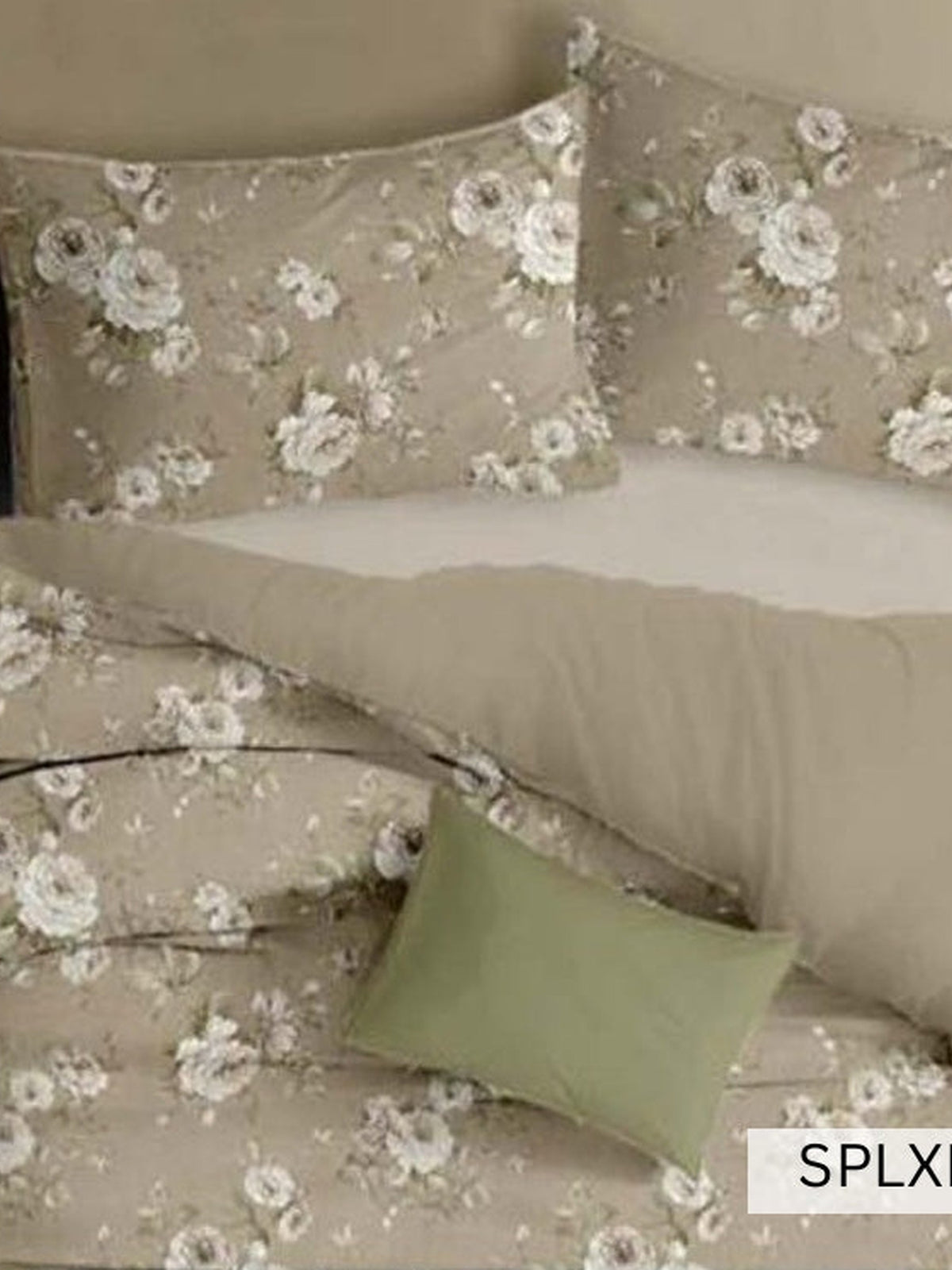 Sage-grey bedsheet with white blossom sprigs, English Home 220TC