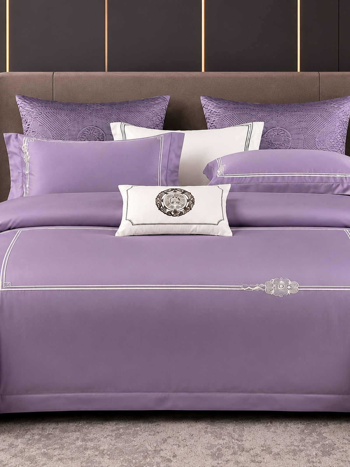 Embroidered border cotton bedding set with duvet cover and pillow covers