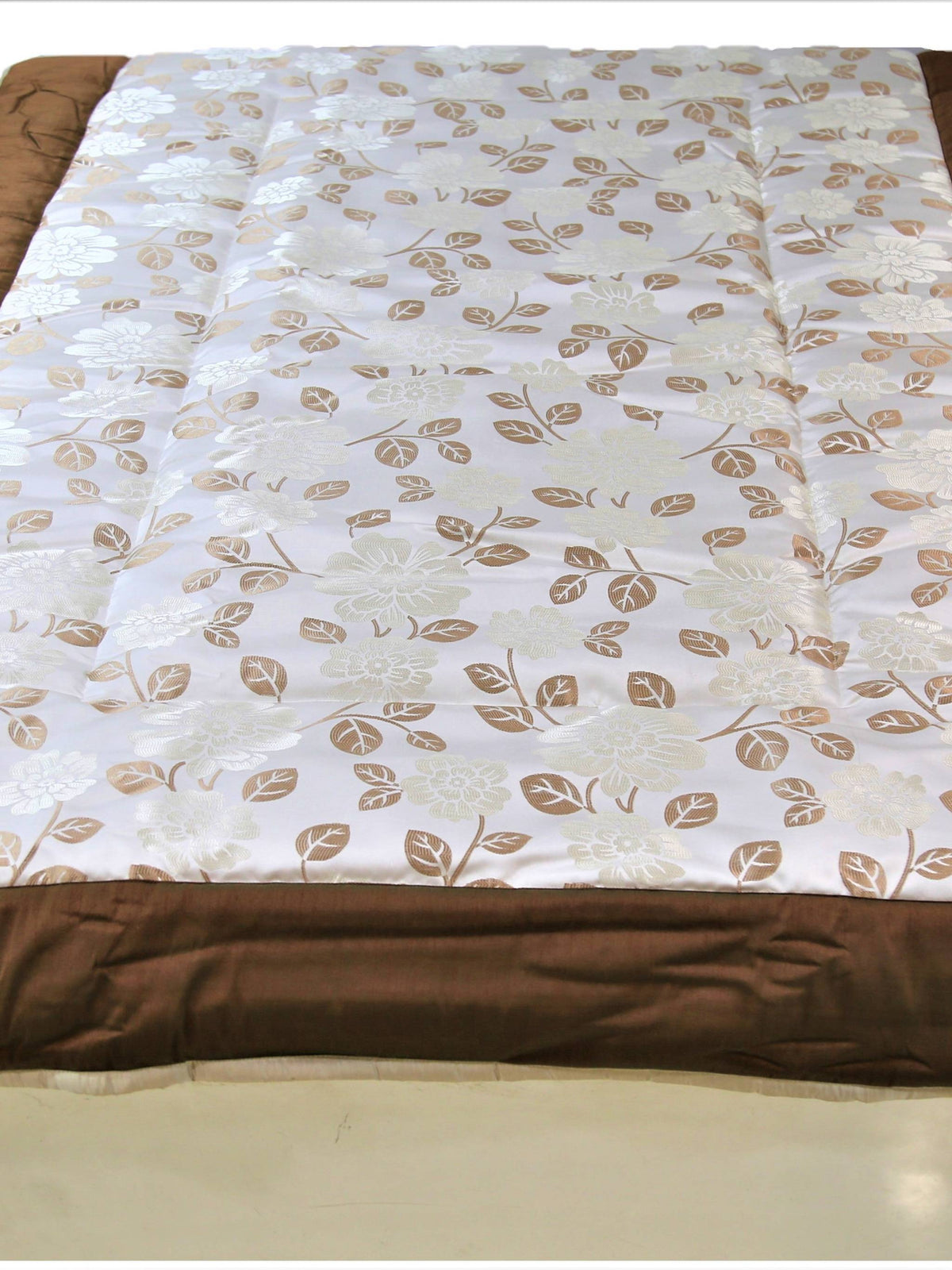 Brown Polycotton Quilt front view