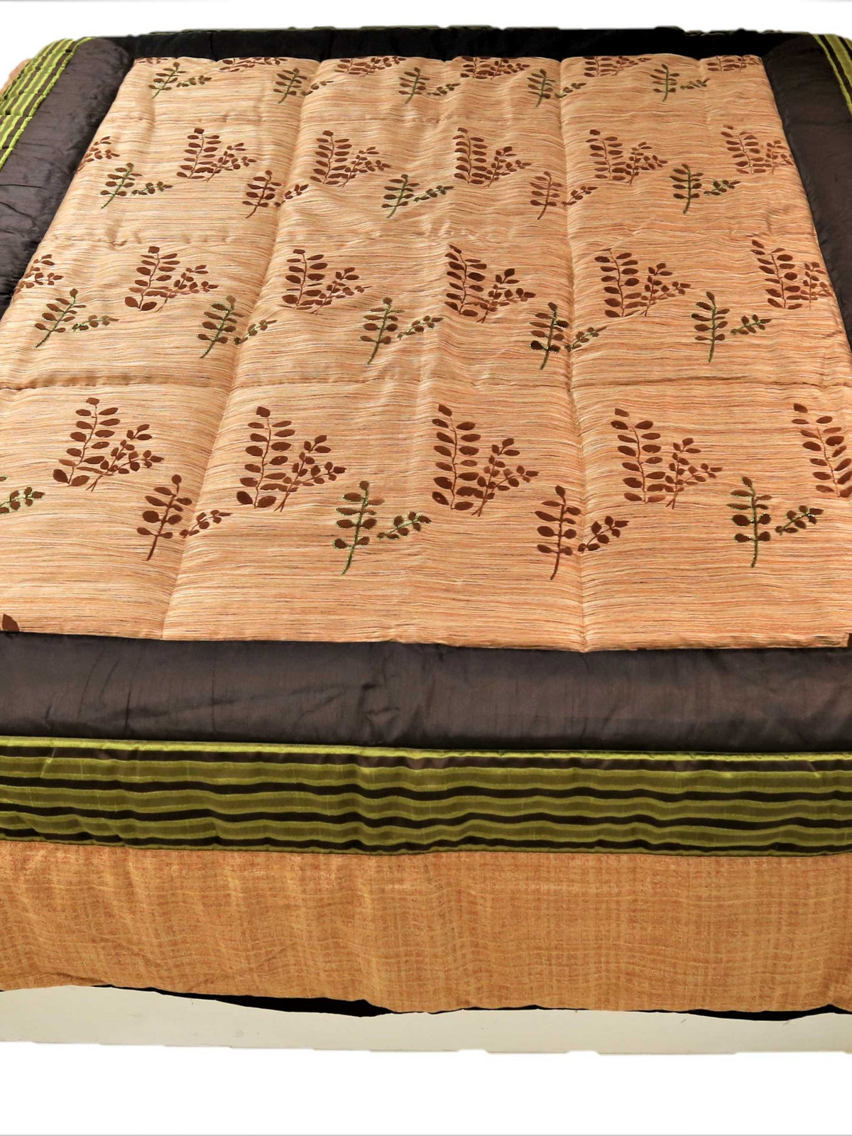 Brown Polycotton Quilt front view