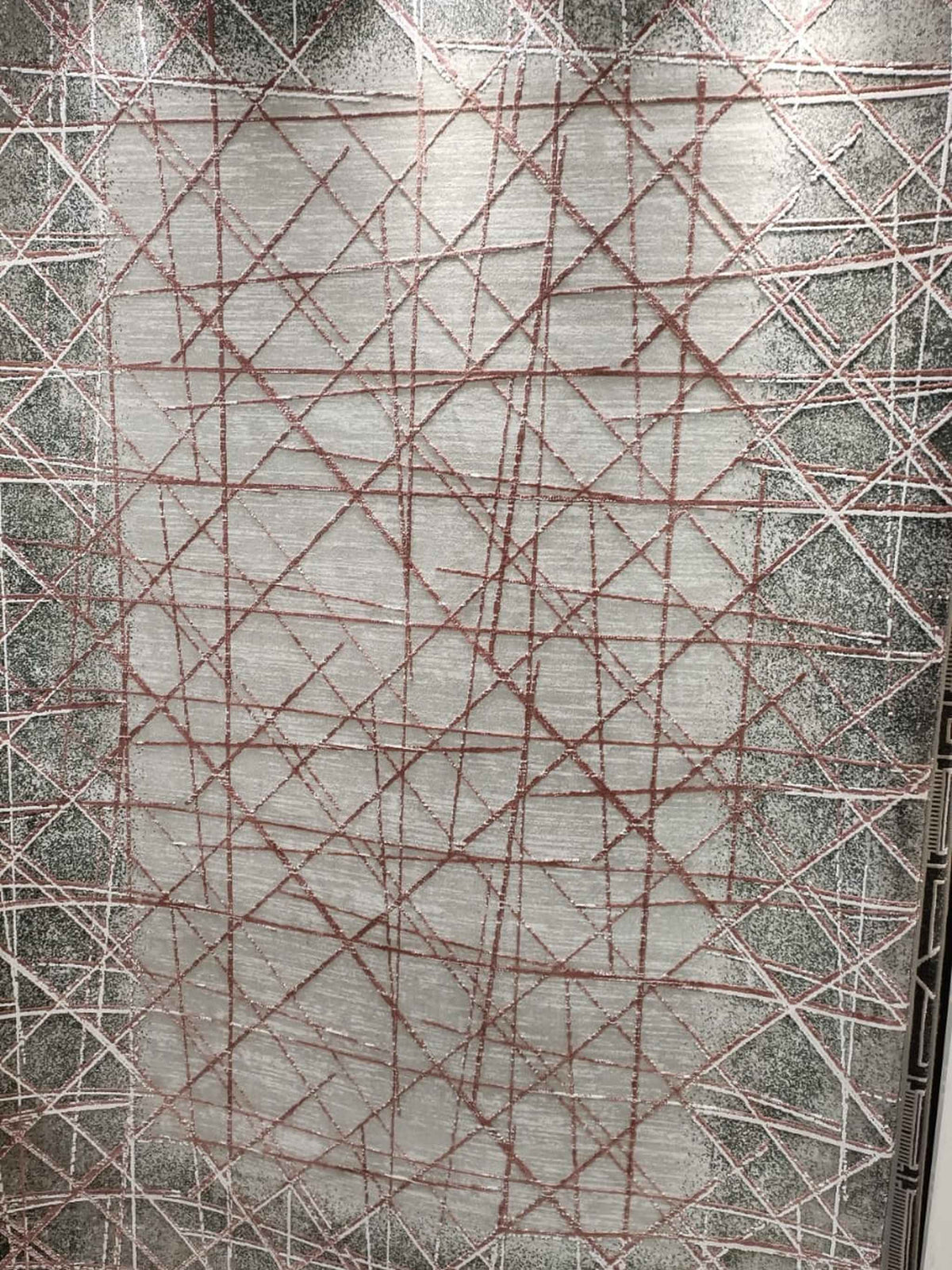 Ivory rug with fine russet criss-cross lattice lines, Bellagio Elite 134822