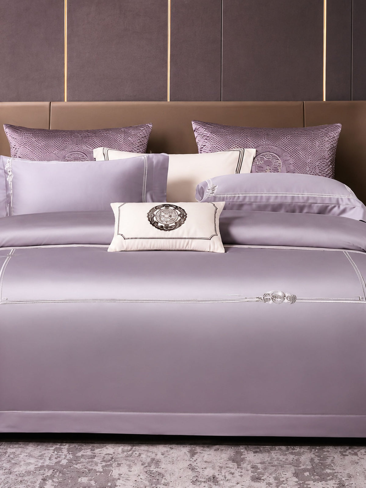 Embroidered border cotton bedding set with duvet cover and pillow covers