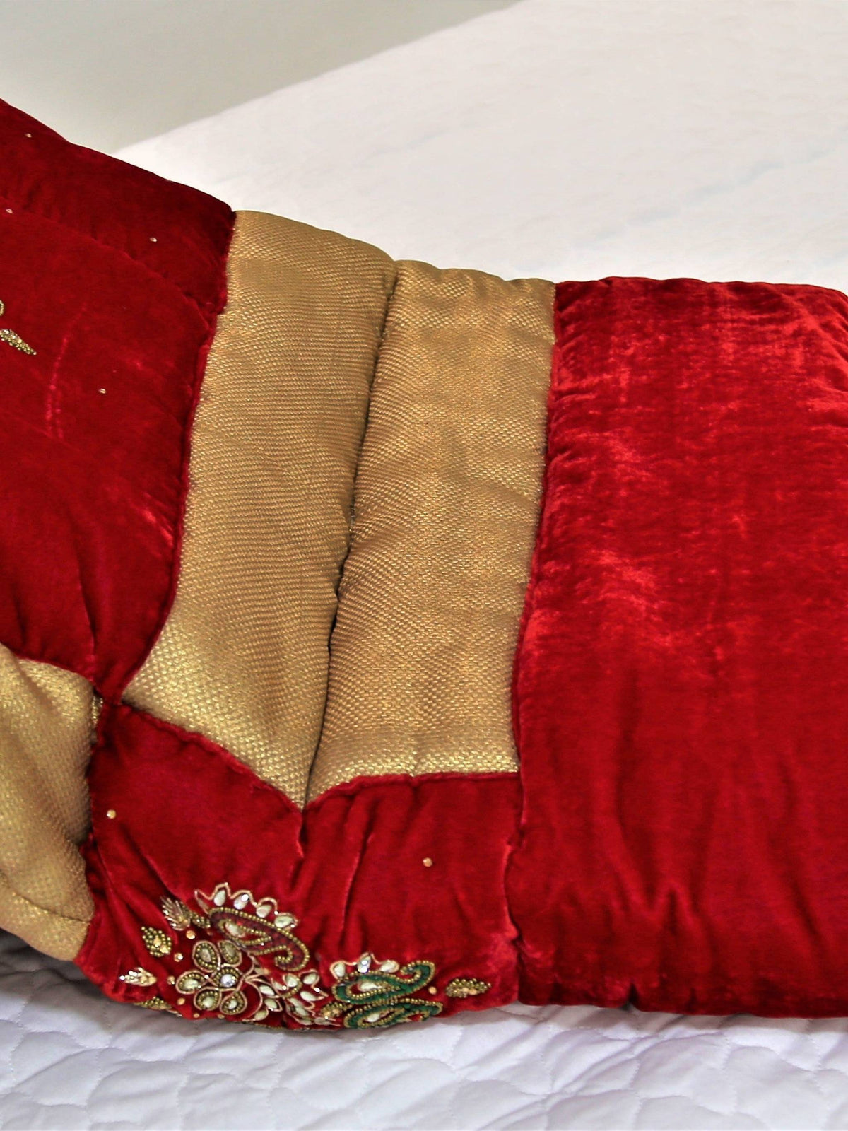 Stone Work(Red/Gold) Velvet Quilt (90x108 Inch)-400 GSM - Jagdish Store Online Since 1965