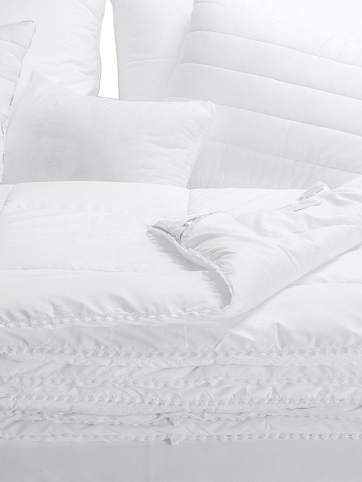 Spread Home LIGHTWEIGHT SOYABEAN WINTER QUILT, COMFORTER (90x108 Inch) - Jagdish Store Online Since 1965