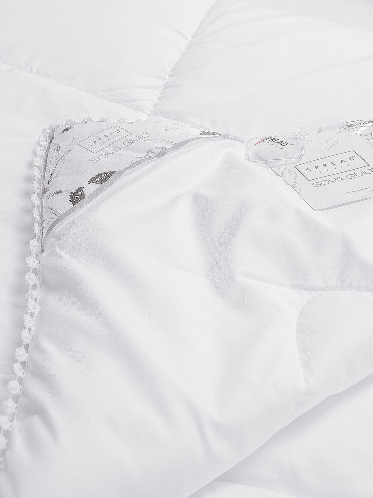 Spread Home LIGHTWEIGHT SOYABEAN WINTER QUILT, COMFORTER (90x108 Inch) - Jagdish Store Online Since 1965