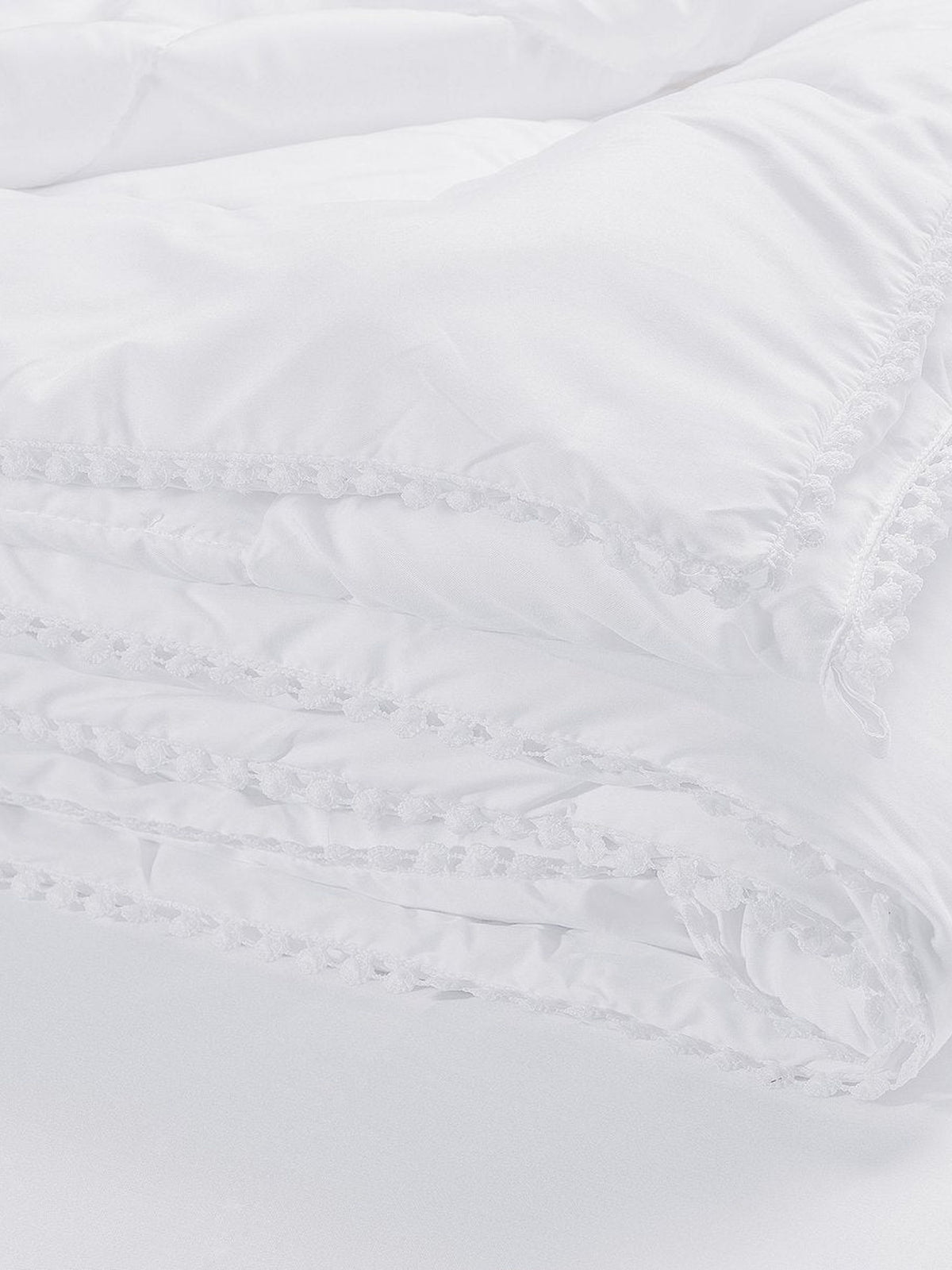 Spread Home LIGHTWEIGHT SOYABEAN WINTER QUILT, COMFORTER (90x108 Inch) - Jagdish Store Online Since 1965