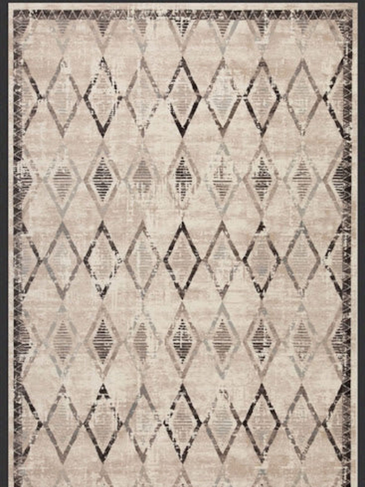 Ivory and charcoal Berber diamond lattice rug, Grand Kendra Bellagio