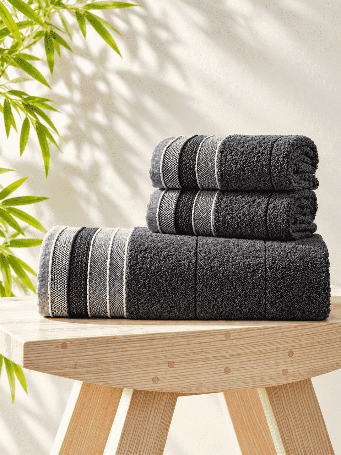 Picasso 3-Piece Towel Set Linear Border