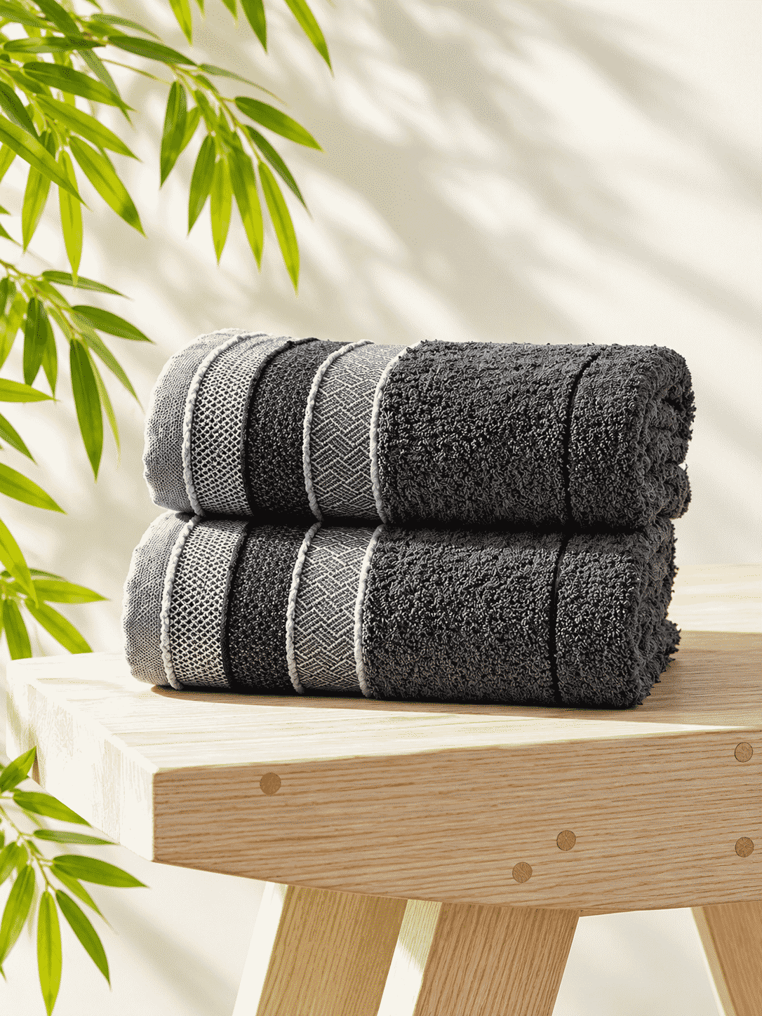 Picasso Hand Towel Linear Border