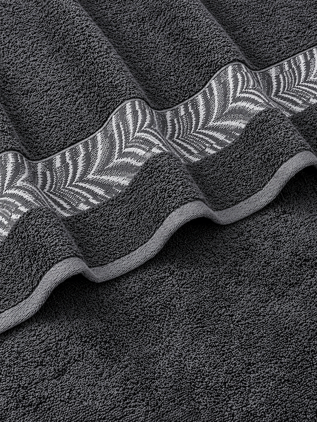 Picasso Bath Towel Herringbone Border