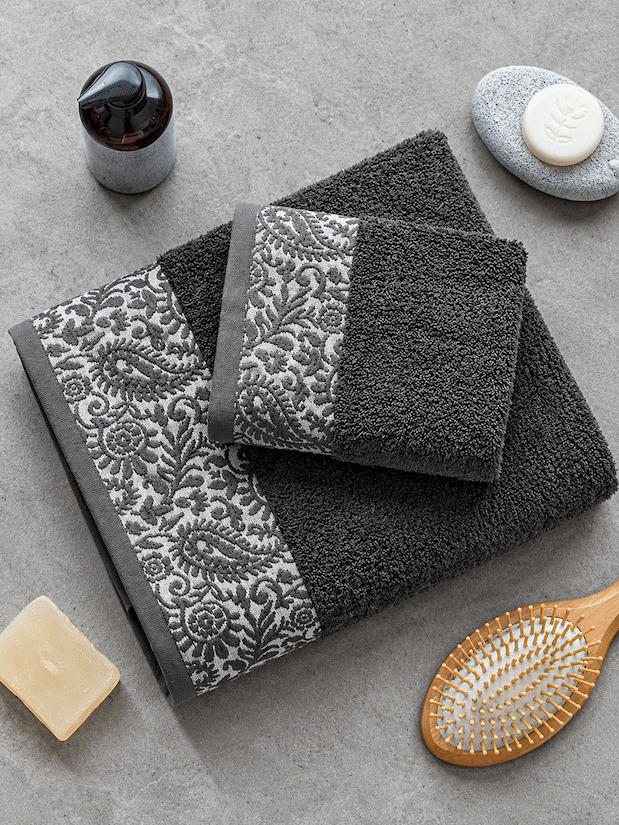 Picasso 3-Piece Towel Set Floral Border