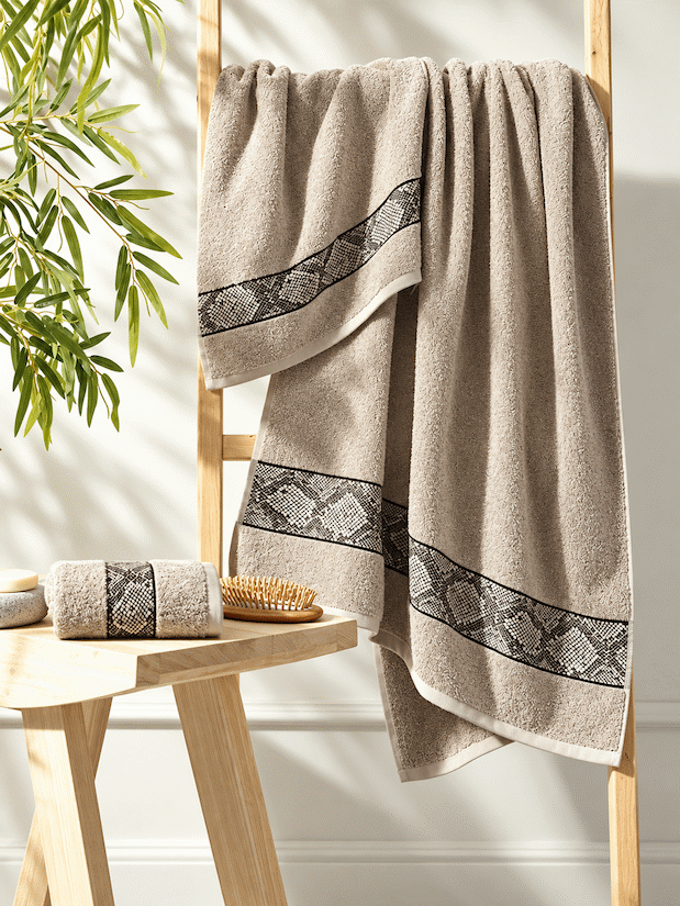 Picasso 3-Piece Towel Set Diamond Border
