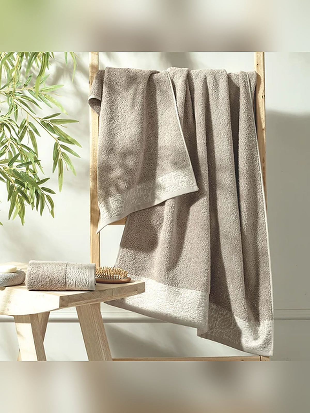 Picasso 3-Piece Towel Set Floral Border