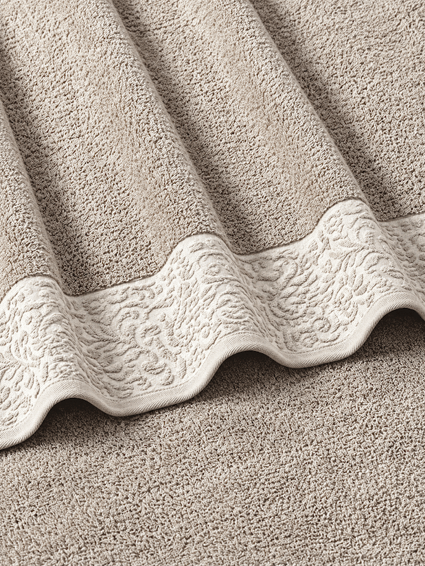 Picasso Bath Towel - Floral Border