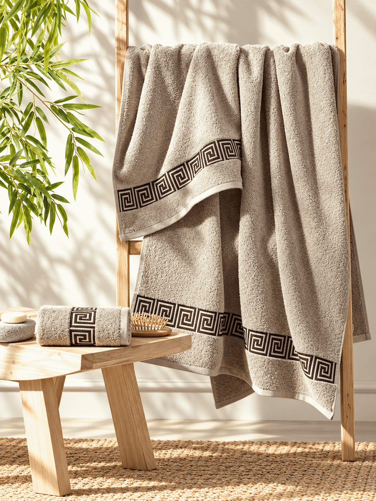 Picasso 3-Piece Towel Set Greek Key Border