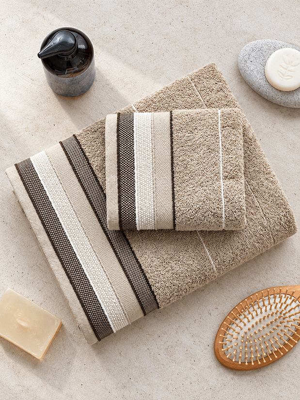 Picasso 3-Piece Towel Set Linear Border