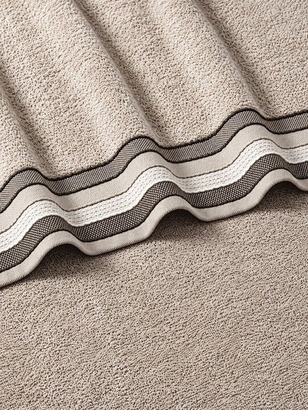 Picasso Bath Towel Linear Border