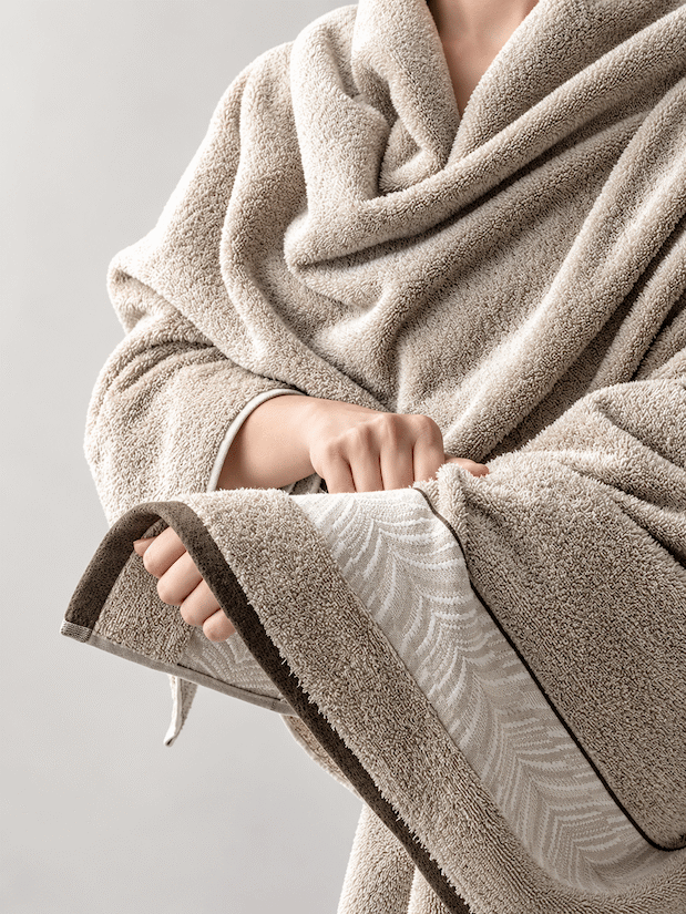 Picasso Bath Towel Herringbone Border