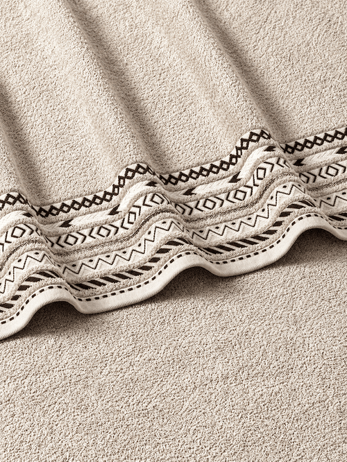 Picasso Bath Towel Tribal Border
