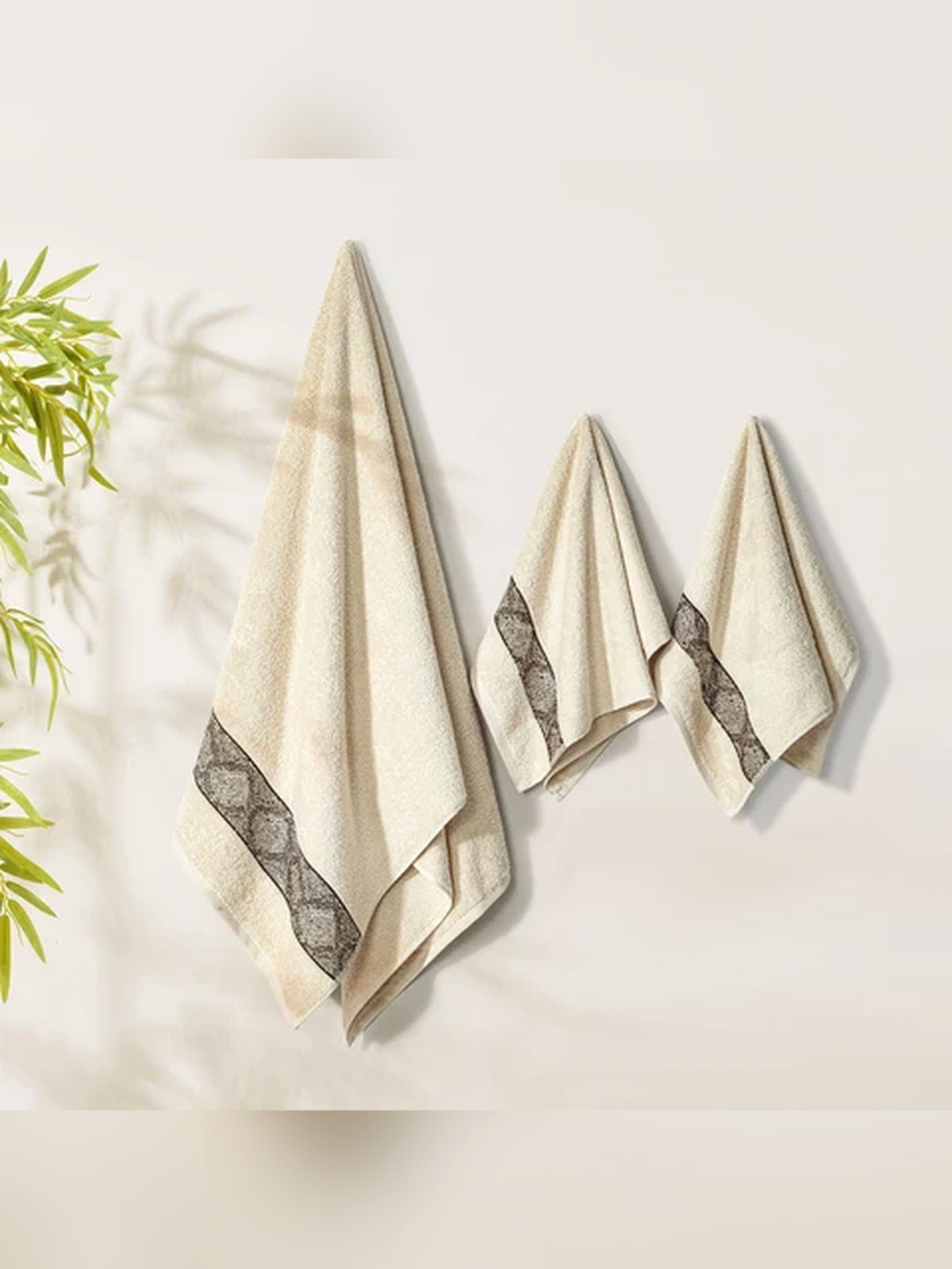 Picasso 3-Piece Towel Set Diamond Border