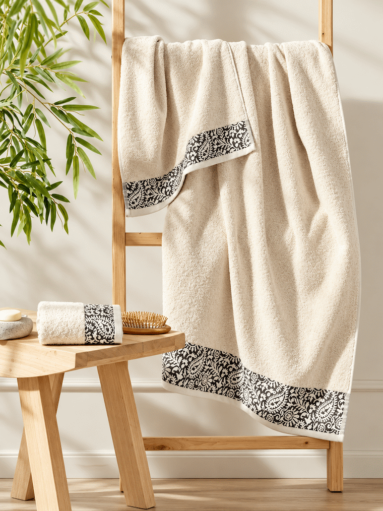 Picasso 3-Piece Towel Set Floral Border