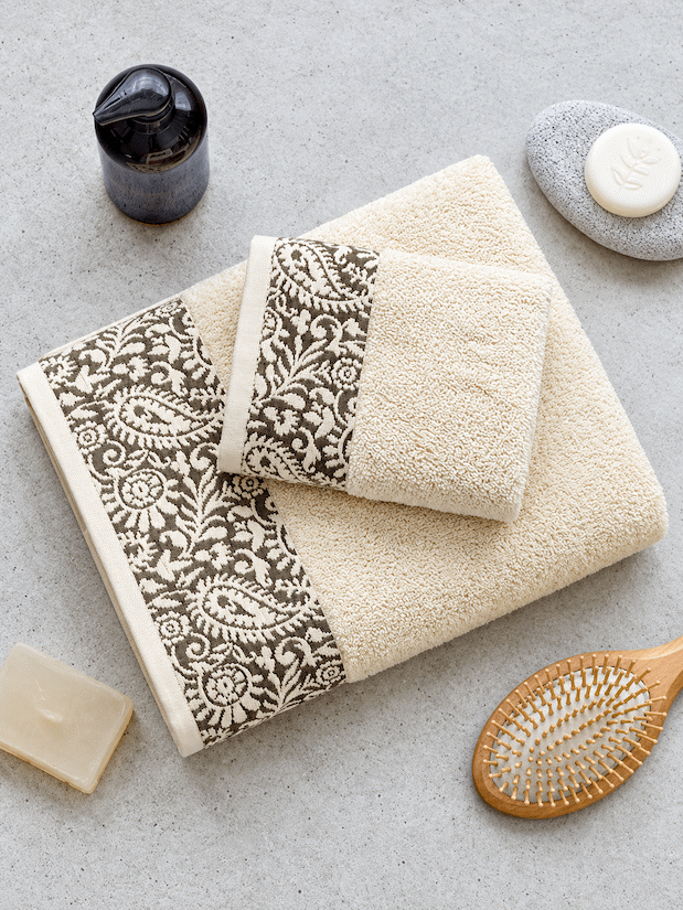 Picasso 3-Piece Towel Set Floral Border