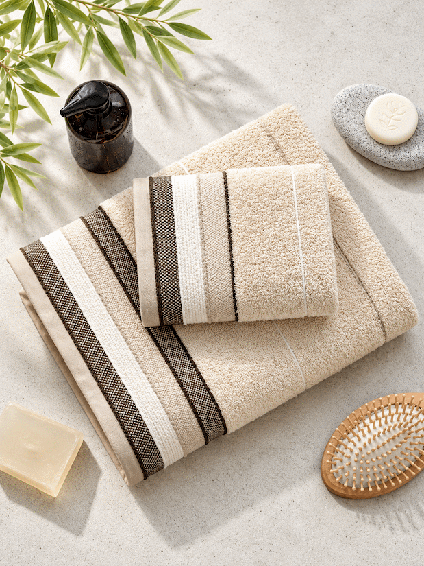 Picasso 3-Piece Towel Set Linear Border