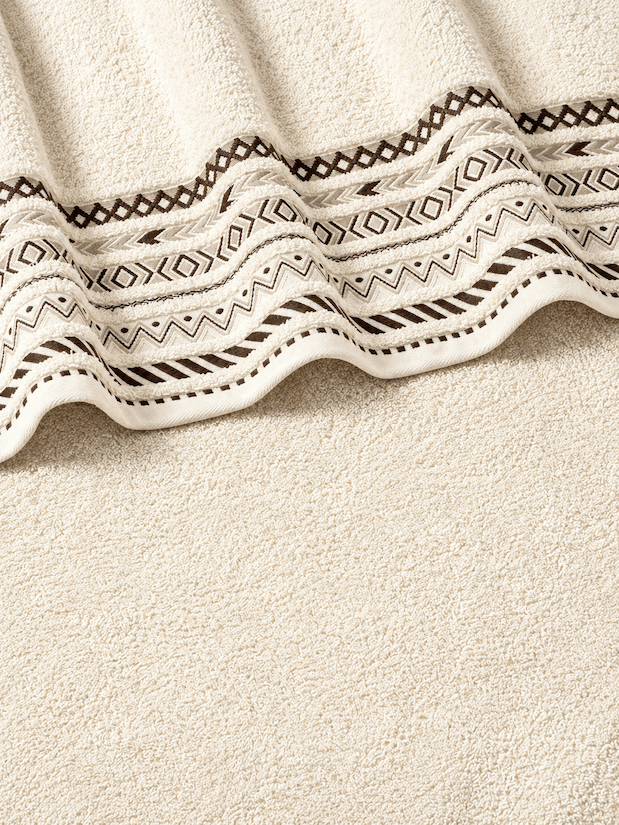 Picasso Hand Towel Tribal Border