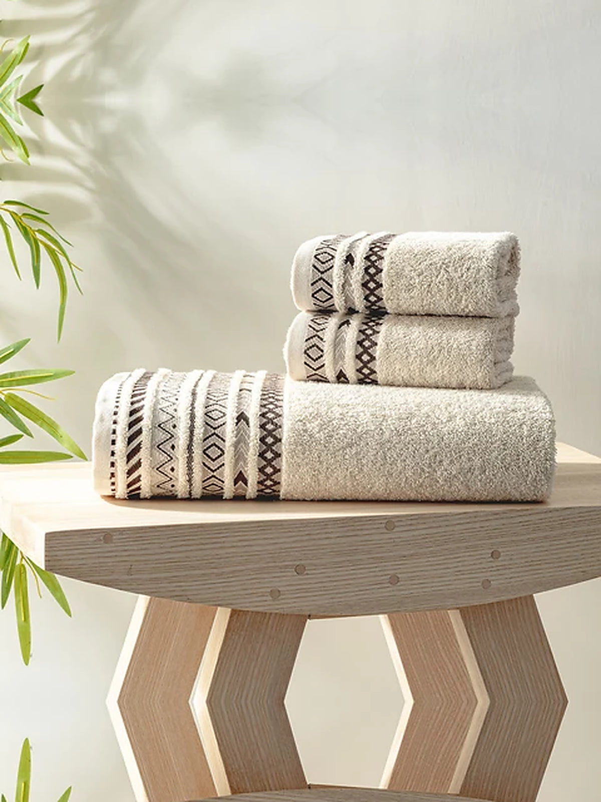 Picasso 3-Piece Towel Set Tribal Border