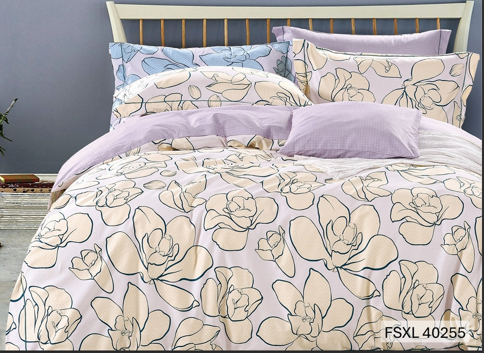 White bedding with outline magnolia blooms and lilac pillows, Four Seasons 350TC FSXL 40255