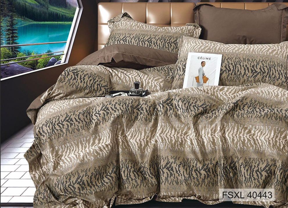 Taupe and gold animal stripe jacquard bedding, Four Seasons 350TC FSXL 40443