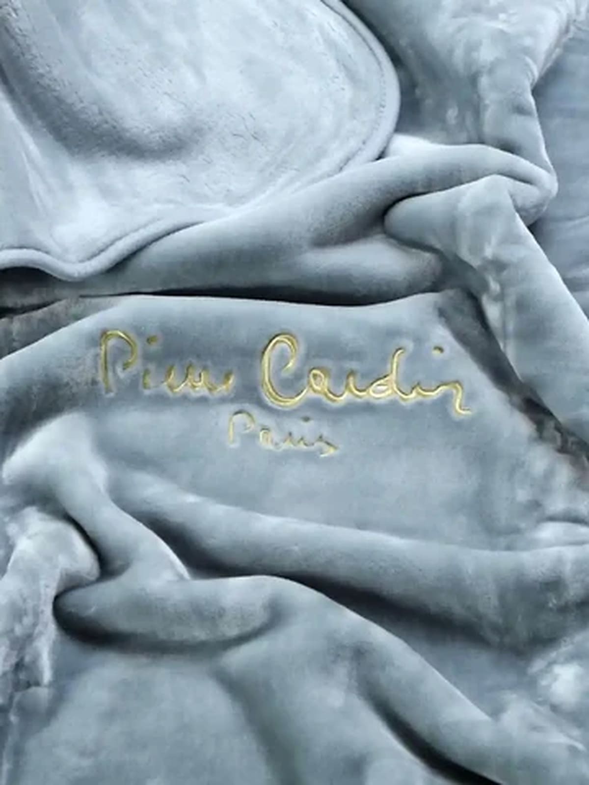 Pierre Cardin Nancy Blankets