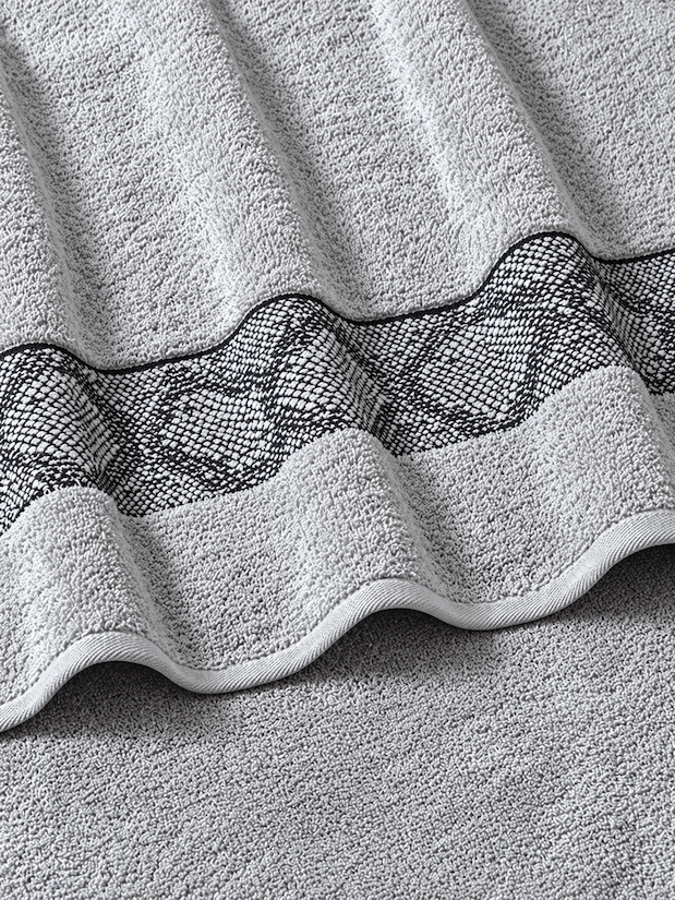Picasso Hand Towel Diamond Border