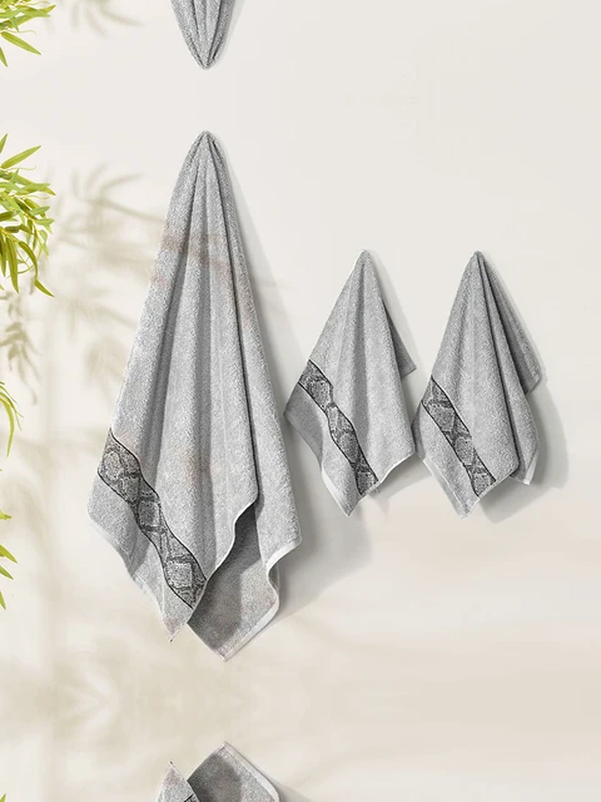 Picasso 3-Piece Towel Set Diamond Border