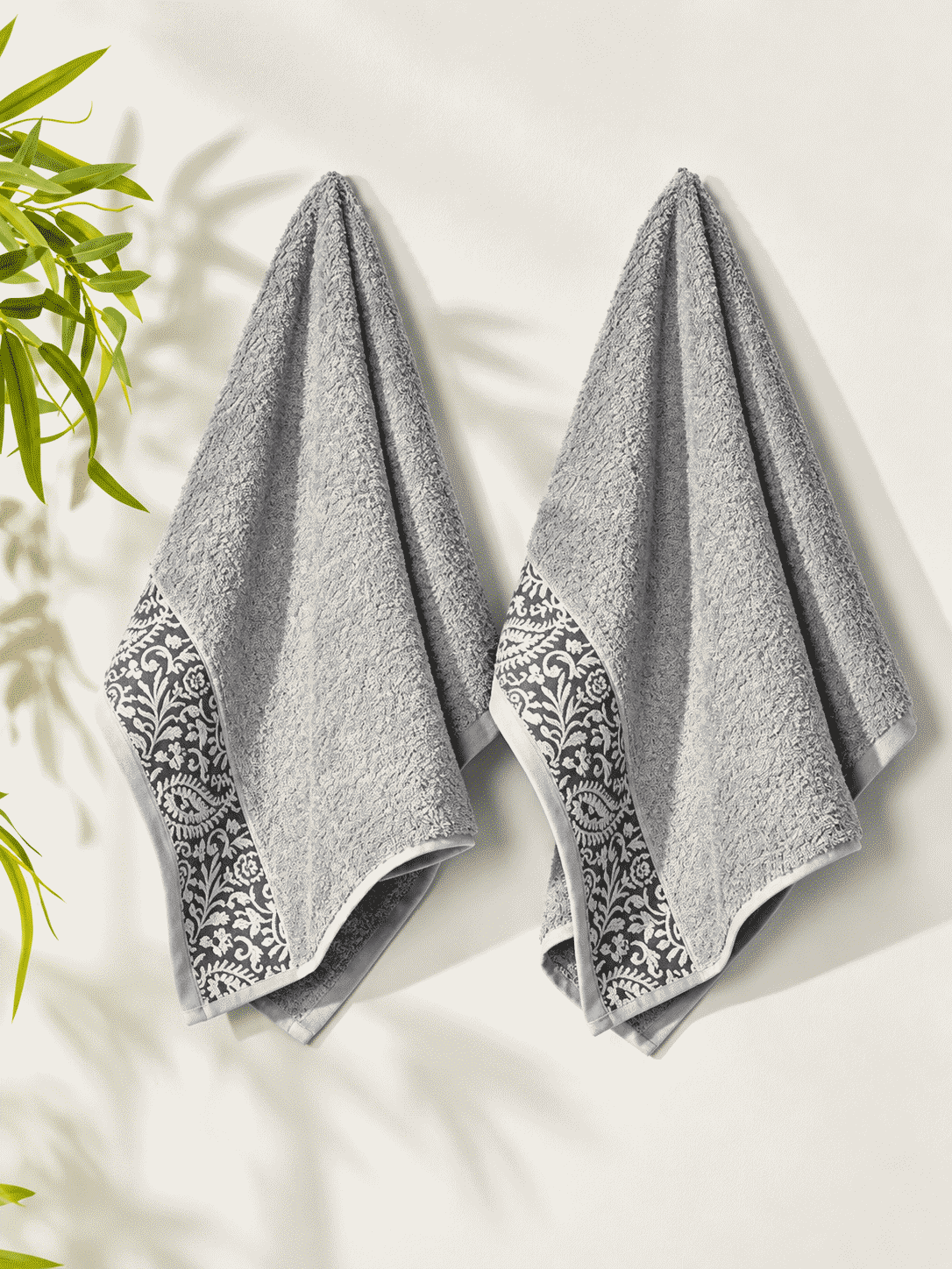 Picasso Hand Towel Floral Border