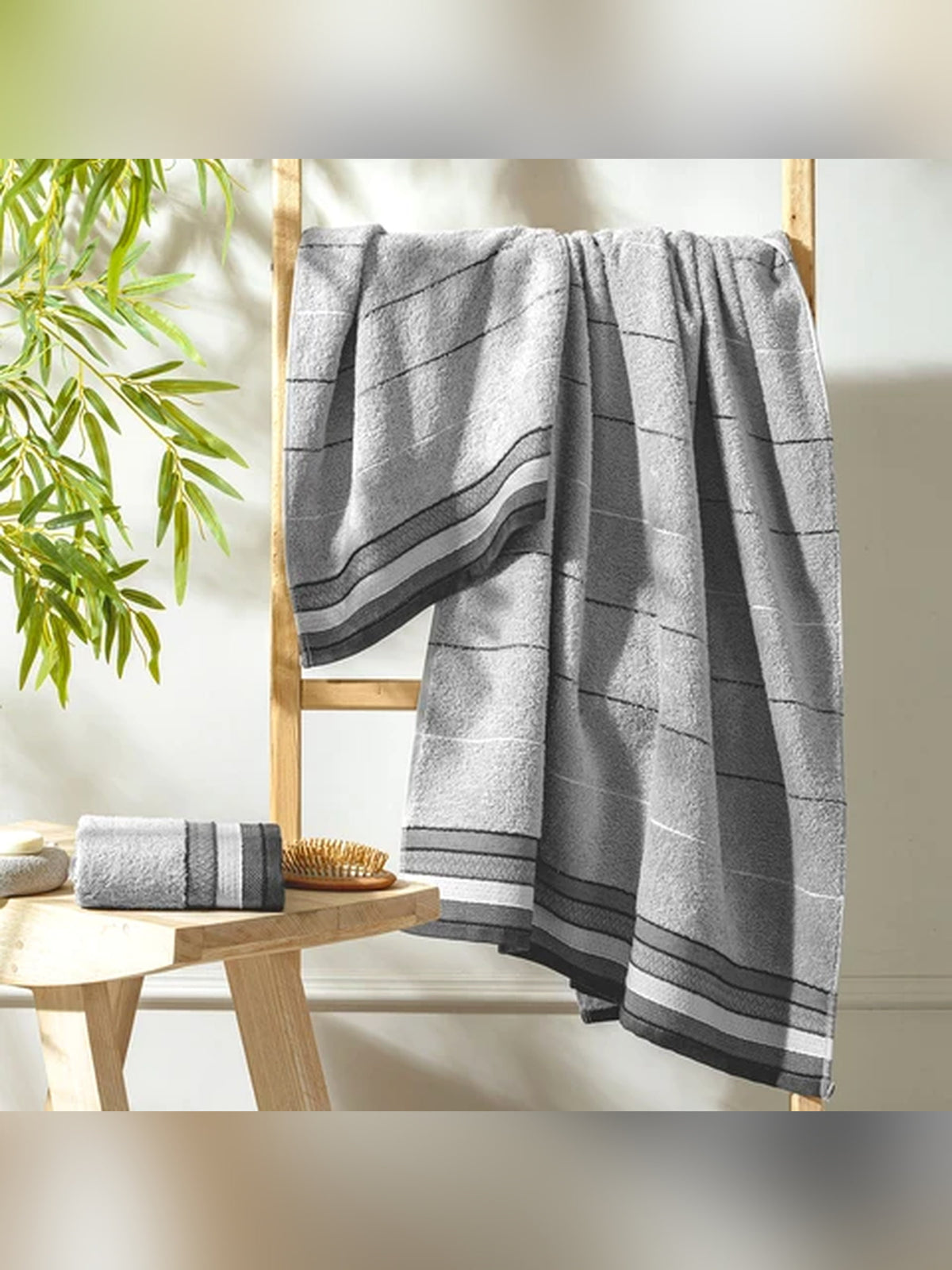Picasso 3-Piece Towel Set Linear Border