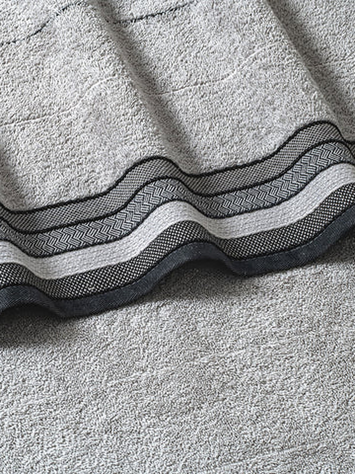 Picasso Hand Towel Linear Border