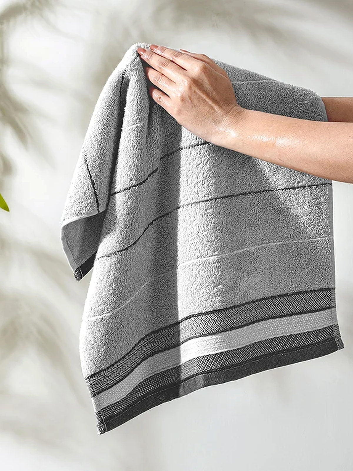 Picasso Hand Towel Linear Border