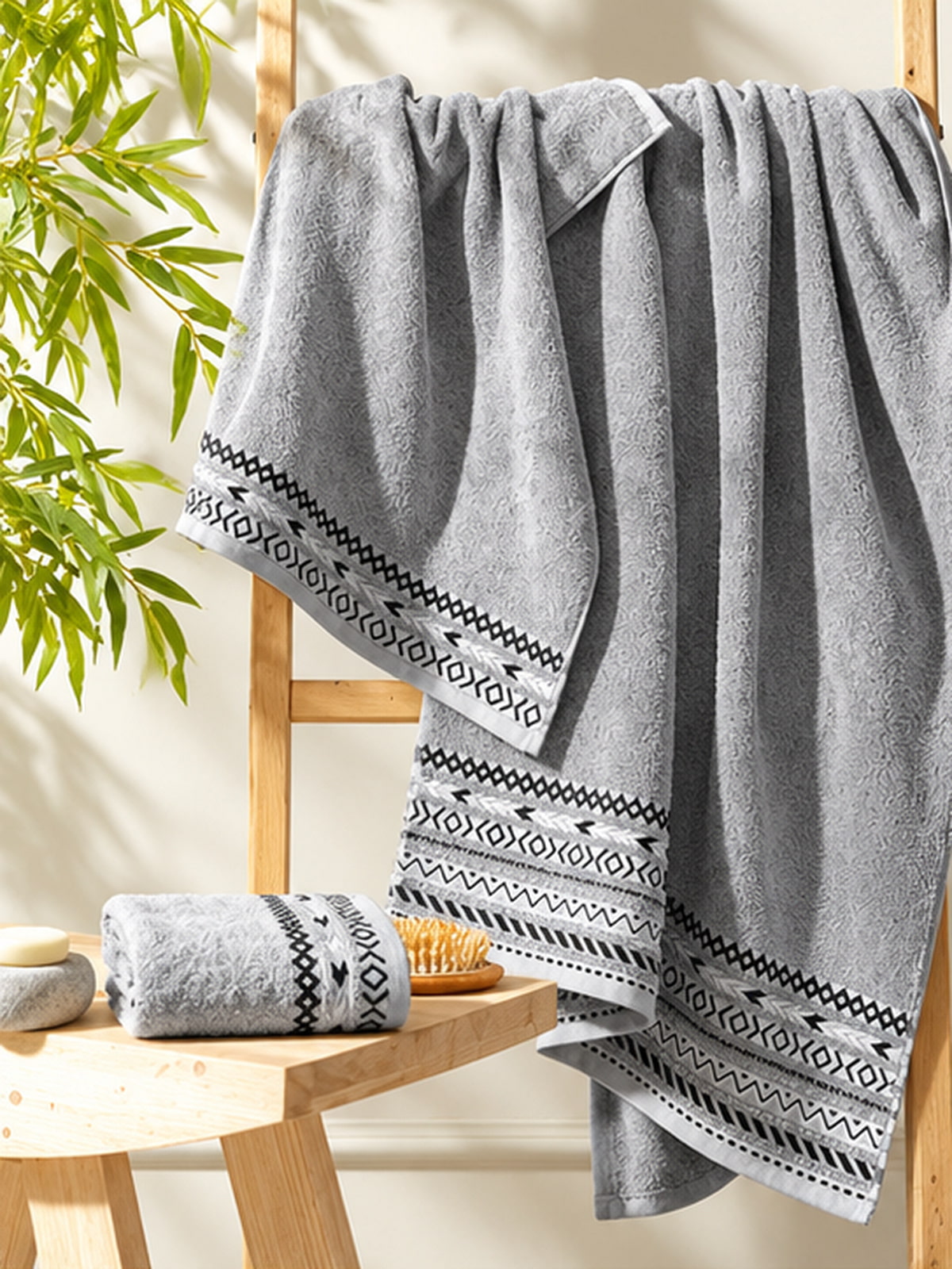 Picasso 3-Piece Towel Set Tribal Border
