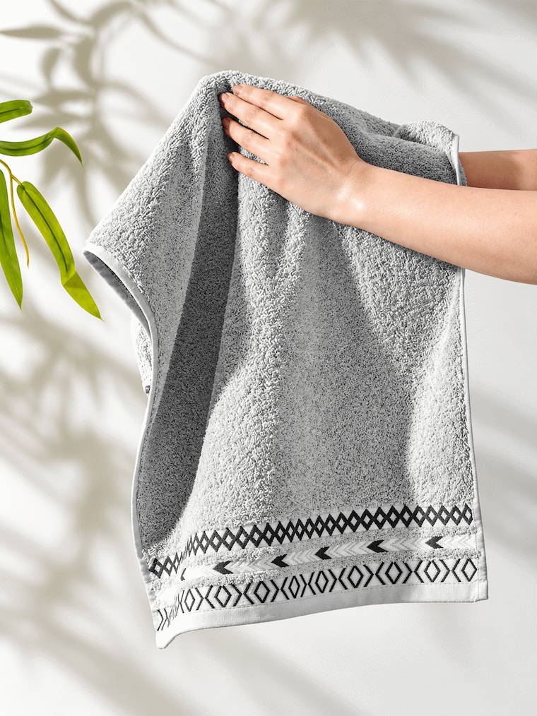 Picasso Hand Towel Tribal Border