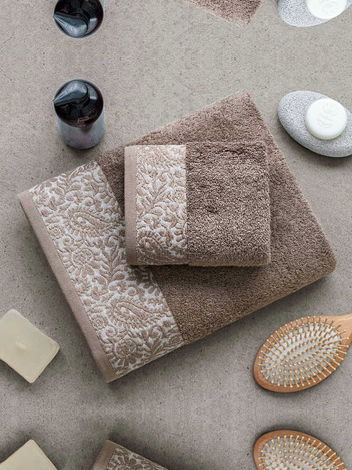 Picasso 3-Piece Towel Set Floral Border